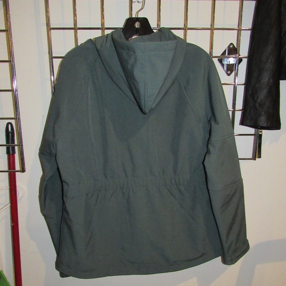 Fabletics Jacket - Picture 6 of 6